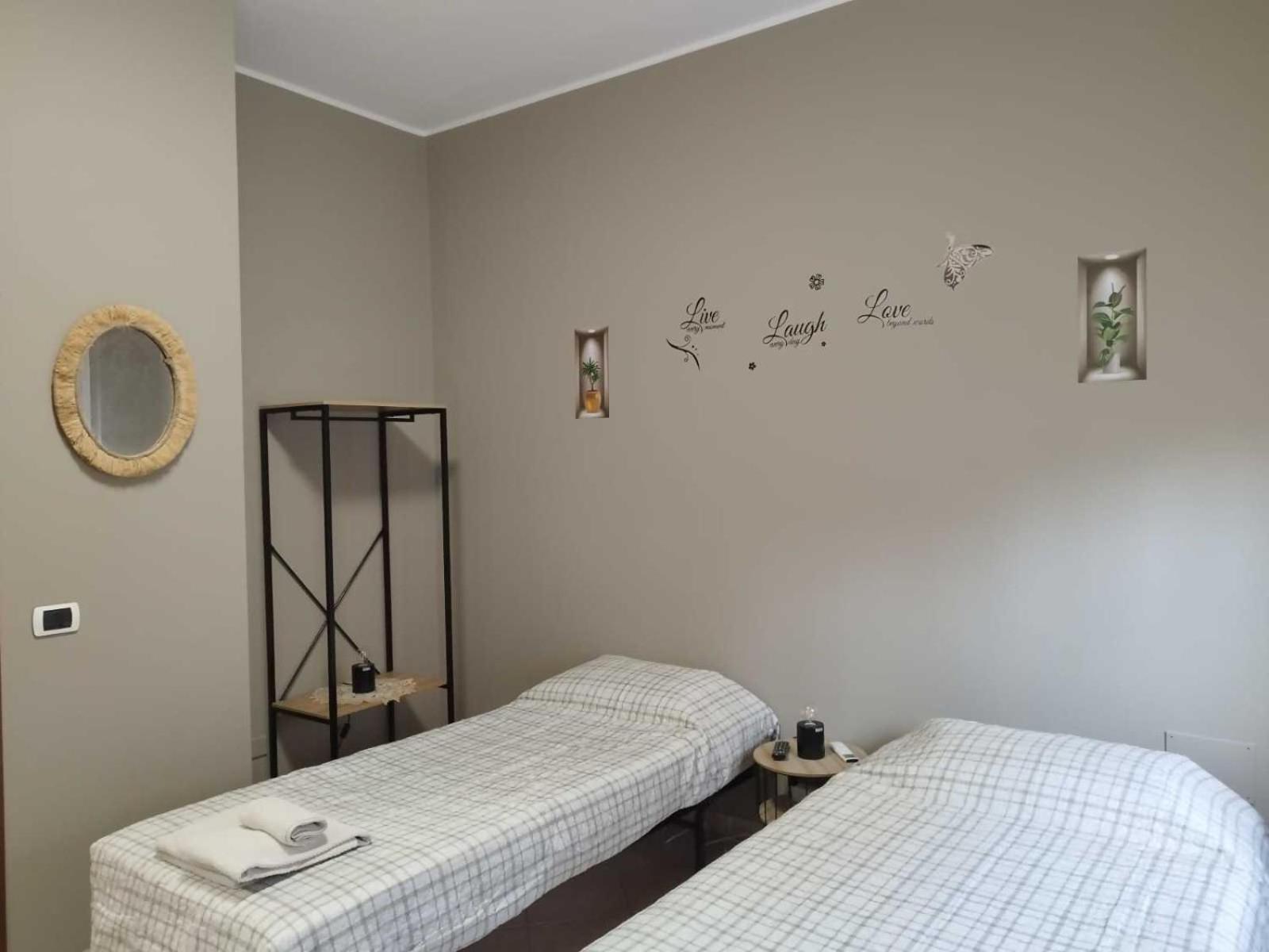 Casa Giulia Forum Assago M2 M1 Milano Centro Корсіко Екстер'єр фото